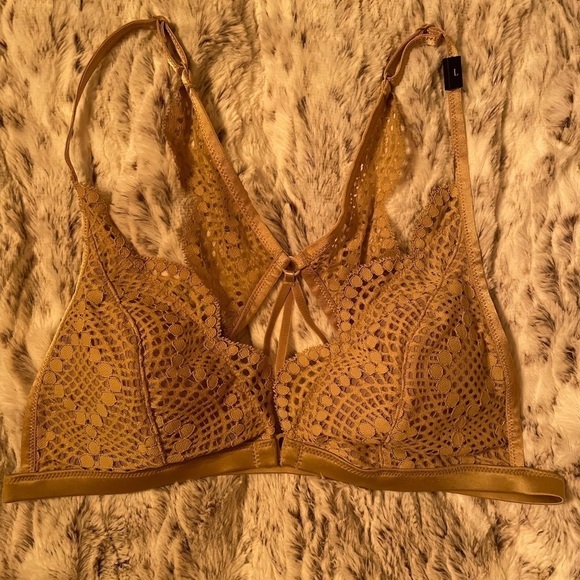 Victoria's Secret Other - Victoria’s Secret Bralette Scalloped Lace VS Bralette Olive green Bralette 💸 🆕